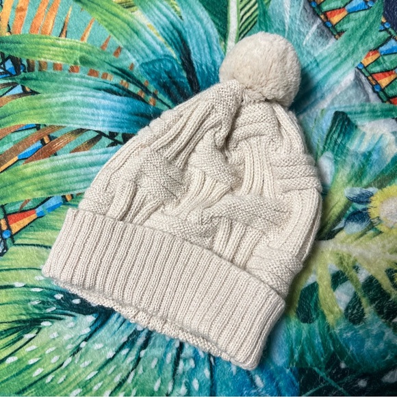 Alicia Adam’s alpaca wool kids hat - Picture 1 of 5